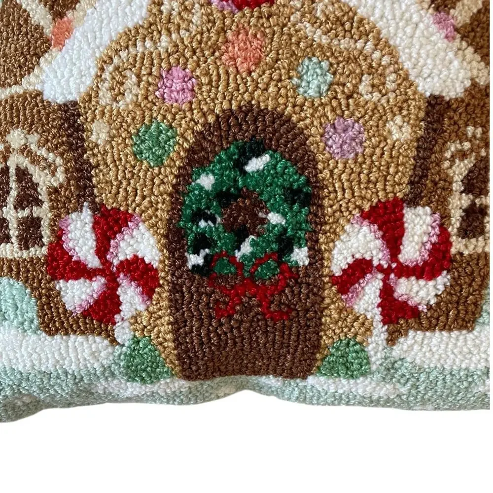 Peking Handicraft Gingerbread House Hooked Pillow 16